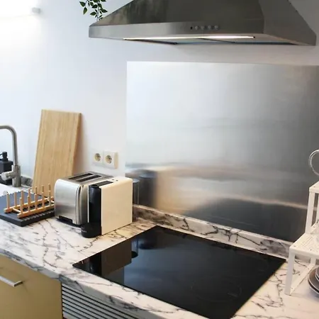 Easy4stay By Center I Апартаменти *